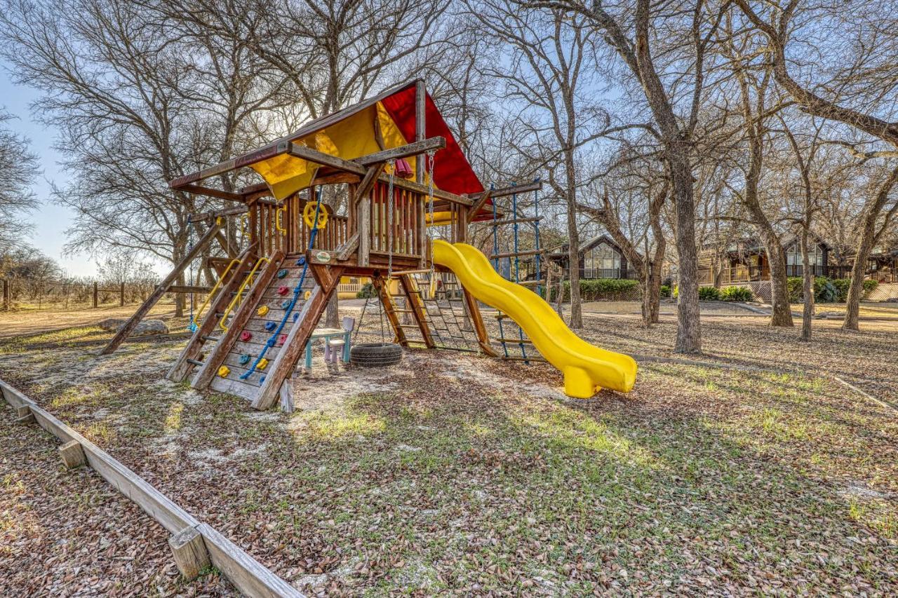 Villa The Pecan @ Mendelbaum Winery Guest Cabins Fredericksburg Exterior foto