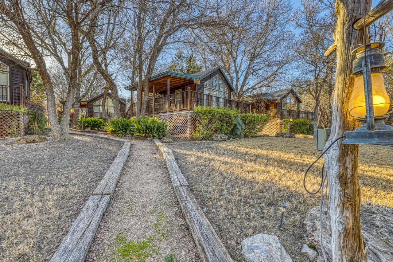 Villa The Pecan @ Mendelbaum Winery Guest Cabins Fredericksburg Exterior foto