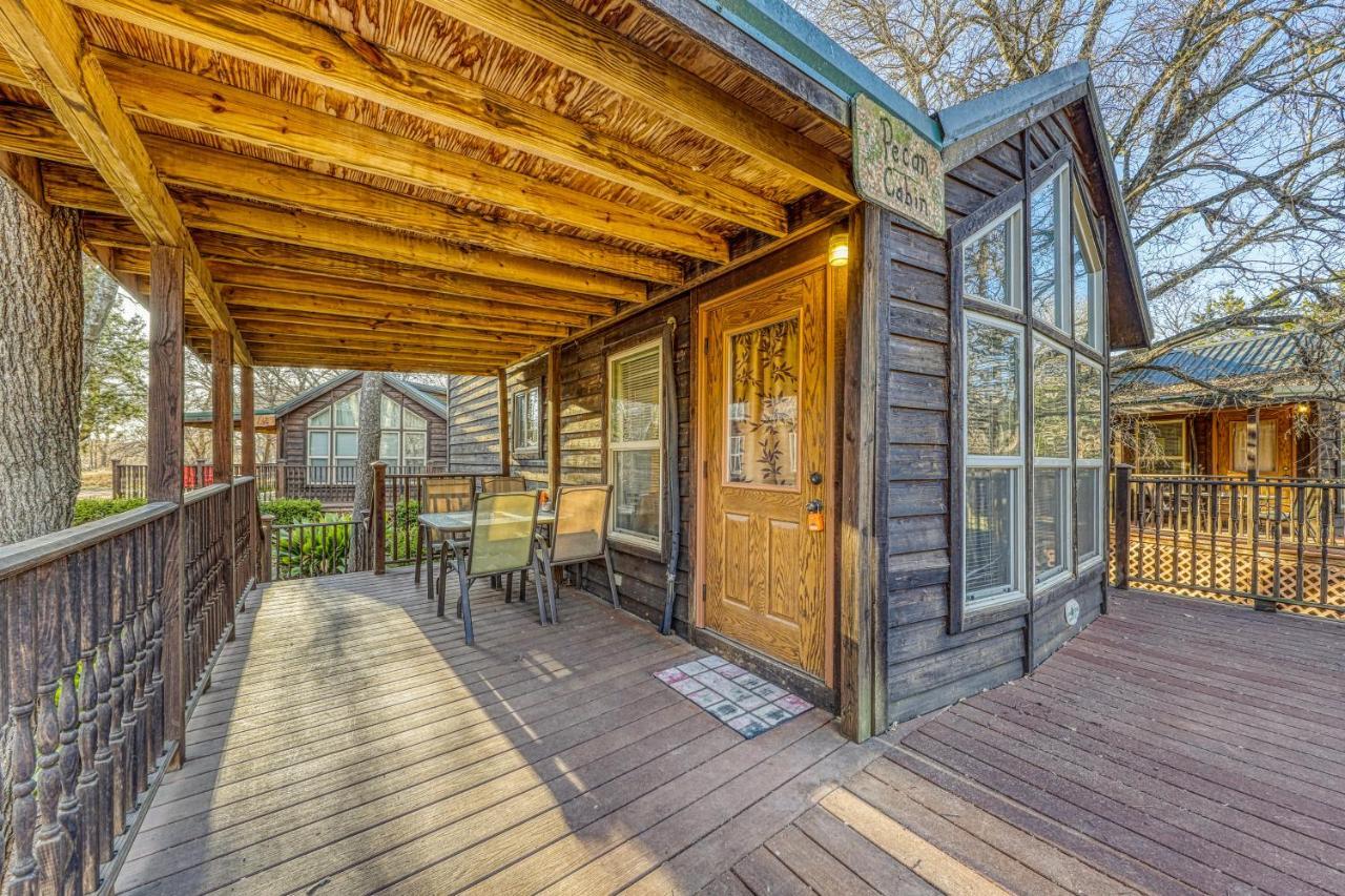 Villa The Pecan @ Mendelbaum Winery Guest Cabins Fredericksburg Exterior foto